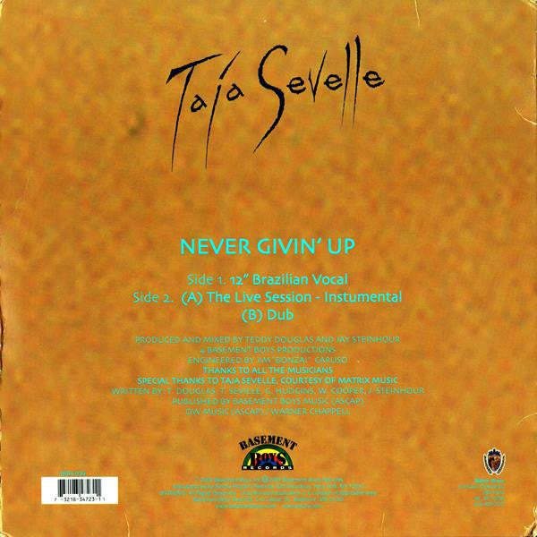 Taja Sevelle : Never Givin' Up (12")